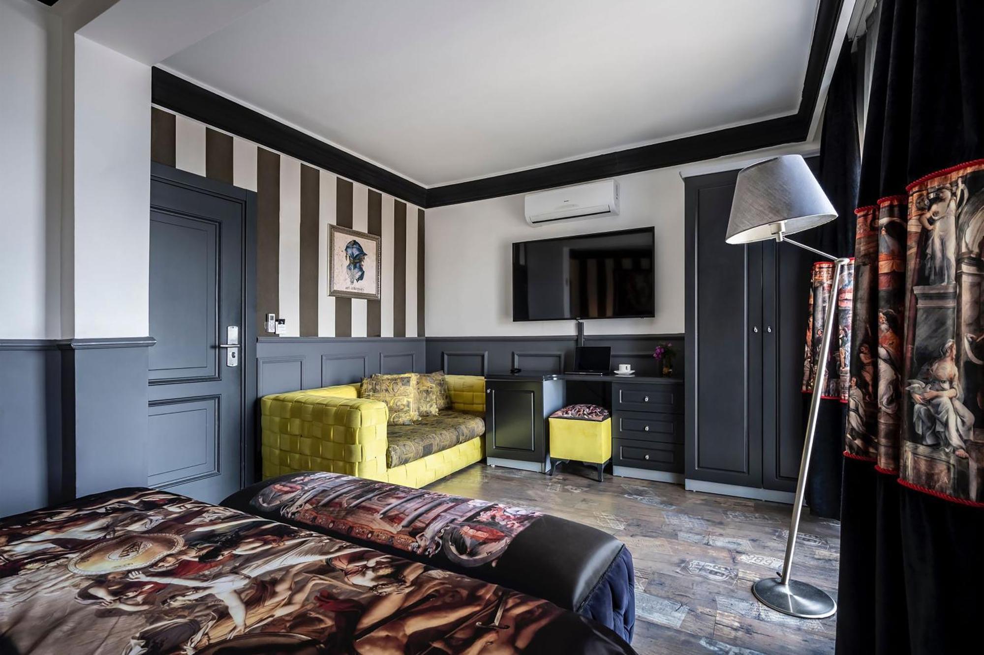 فندق Art & Interiors غومْبيت المظهر الخارجي الصورة